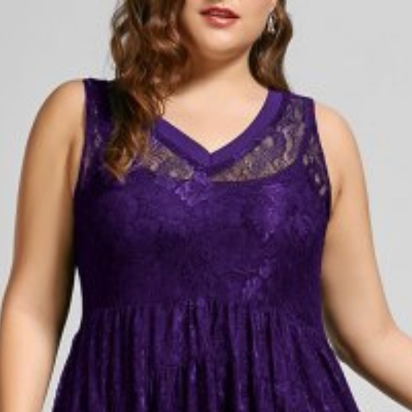 NWT Plus Size Sheer V Neck Tank Top Hi-Low Long - Picture 3 of 4